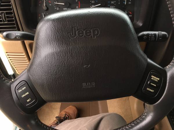 2000 Jeep Wrangler Sahara - - by dealer - vehicle for sale in Tyler, TX – photo 18