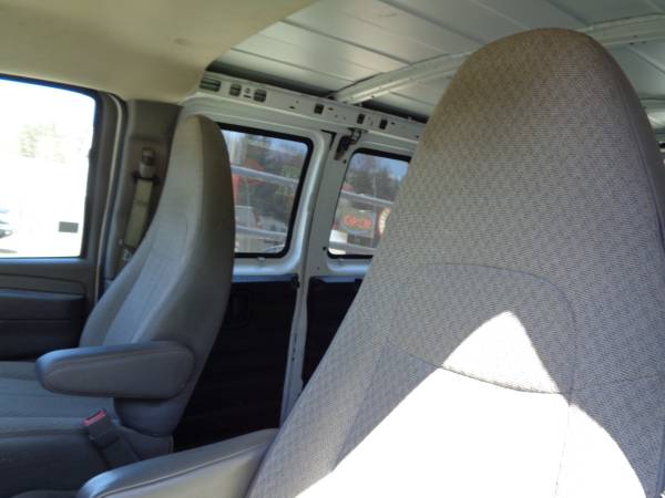 2015 Chevrolet Express 2500 Cargo Extended - - by for sale in Lunenburg , MA – photo 12