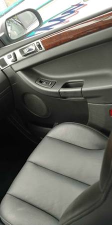2005 Chrysler pacifica touring AWD only 40k for sale in Troy, MI – photo 6