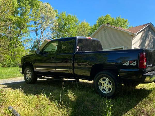 2004 Chevy Silverado LS Extended cab for sale in Other, VA – photo 2