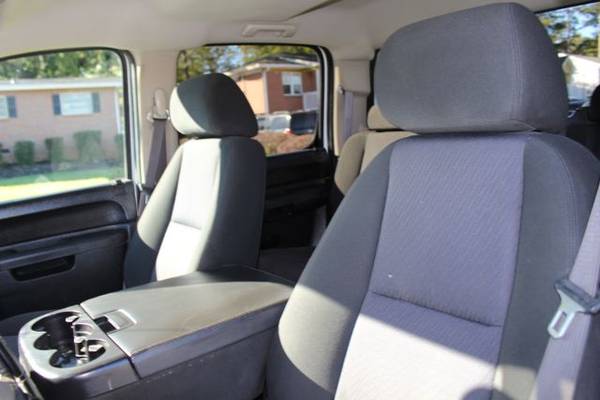 2011 Chevrolet Silverado 2500 HD Crew Cab - Financing Available! -... for sale in SMYRNA, GA – photo 18