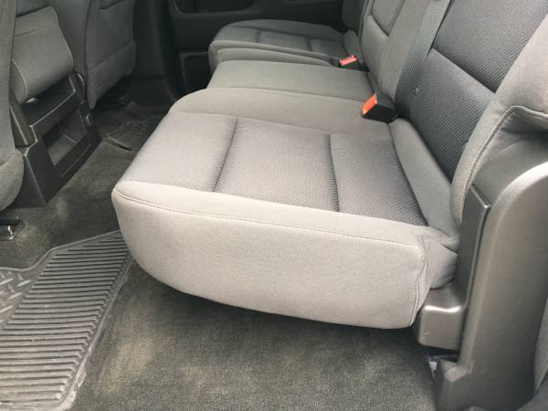 2018 Chevy Silverado LT Crew Cab 5.3L 6.5' Box! White! for sale in Bridgeport, NY – photo 15