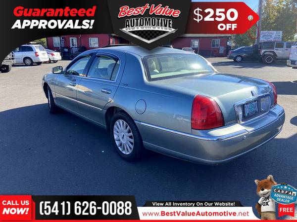 2005 Lincoln Town Car Signature Limited FOR ONLY $96/mo! - cars &... for sale in Eugene, OR – photo 6