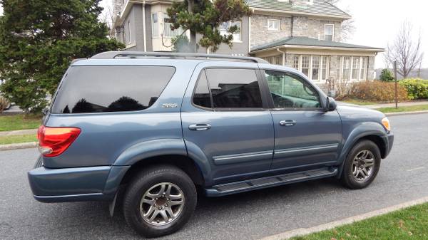 2005 Toyota Sequoia SR5, 4x4. - cars & trucks - by owner - vehicle... for sale in HARRISBURG, PA – photo 7