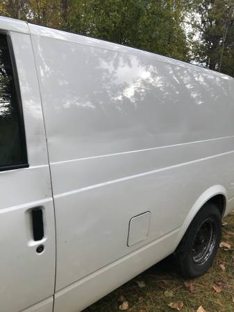 2000 Chevy Astro Van Converted for sale in Columbia Falls, MT – photo 9