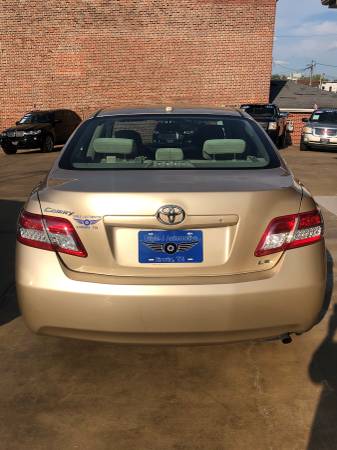 2010 TOYOTA CAMRY LE ONE OWNER VERY CLEAN for sale in Erwin, TN – photo 3