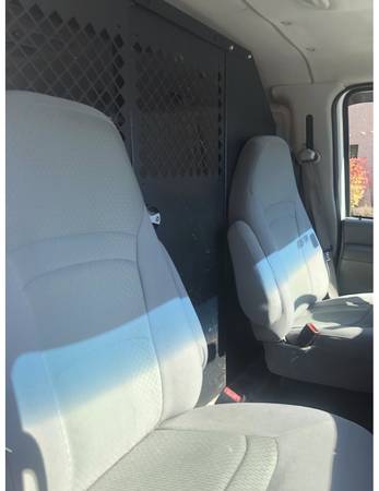 2008 Ford E-250 Cargo Van for sale in Solon, OH – photo 6