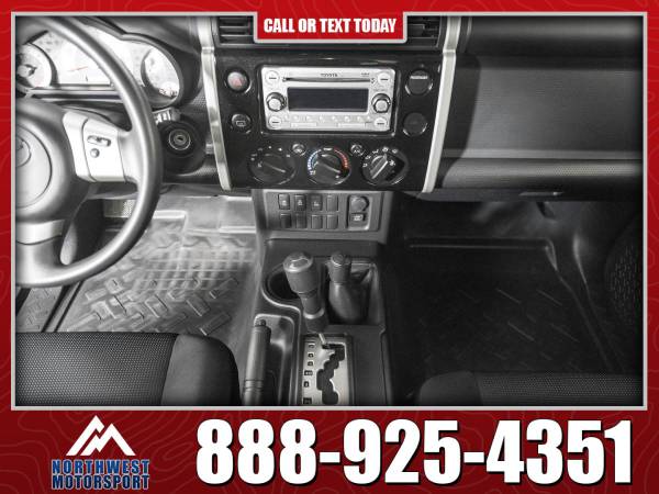 2013 Toyota FJ Cruiser 4x4 - - by dealer - vehicle for sale in Boise, OR – photo 11