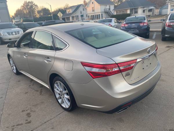 2013 Toyota Avalon XLE *55K Low-Miles!* Loaded! - cars & trucks - by... for sale in Lincoln, KS – photo 5