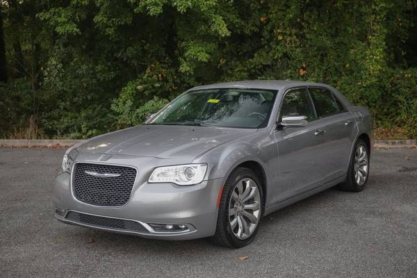 Chrysler 300 Leather Bluetooth Rear Camera Rear A/C Low Miles Nice! for sale in Myrtle Beach, SC – photo 4