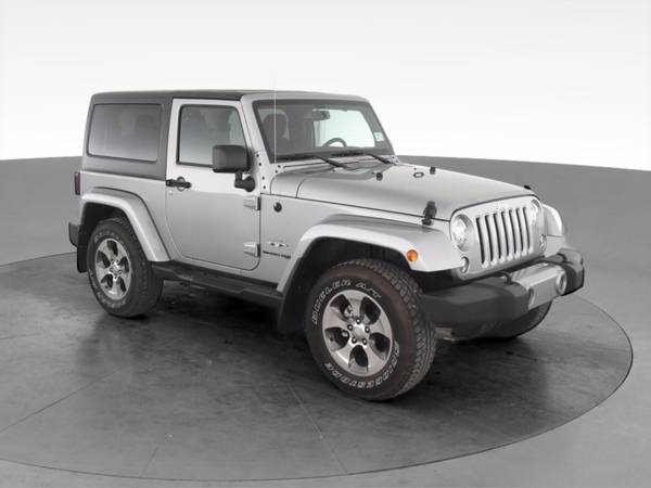 2018 Jeep Wrangler Sahara (JK) Sport Utility 2D suv Silver - FINANCE... for sale in Chillicothe, OH – photo 15