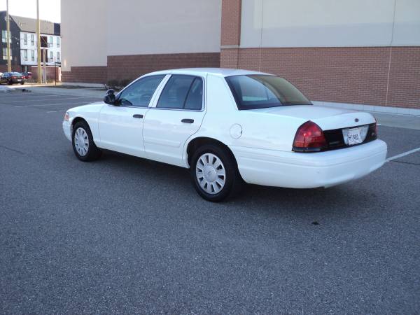 2010 Ford Crown Victoria with 111K Miles - - by dealer for sale in Clawson, MI – photo 3