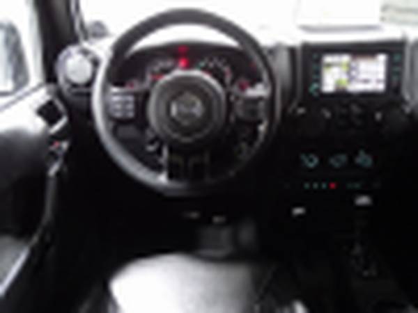 2014 Jeep Wrangler Unlimited Sahara !!Bad Credit, No Credit? NO... for sale in WAUKEGAN, WI – photo 20