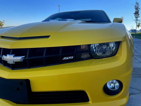 2011 Chevrolet Camaro SS 21, 000 miles - - by dealer for sale in Windsor, CO – photo 5