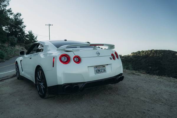 Nissan GT-R RENT! GODZILLA!! 575 HP! - cars & trucks - by owner -... for sale in Agoura Hills, CA – photo 5