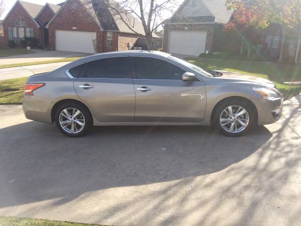 Nissan Altima SL 2.5 2014 - cars & trucks - by owner - vehicle... for sale in Tulsa, OK – photo 2