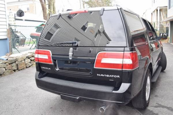 *2008* *Lincoln* *Navigator* *Base 4dr SUV* - cars & trucks - by... for sale in Paterson, MD – photo 24