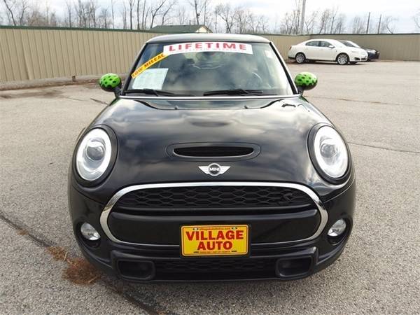 2016 Mini Hardtop 2 Door Base - cars & trucks - by dealer - vehicle... for sale in Green Bay, WI – photo 6