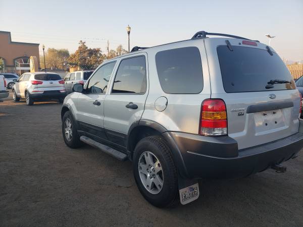 2004 FORD ESCAPE XLT 4X4 - cars & trucks - by dealer - vehicle... for sale in Sparks, NV – photo 4