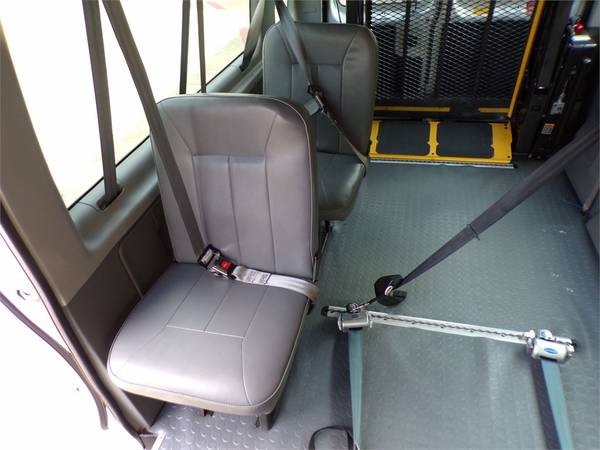 78K MILE FORD E350 HANDICAPPED WHEELCHAIR ADA MOBILITY POWER LIFT... for sale in irving, TX – photo 20