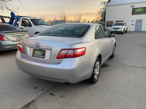 2008 Toyota Camry XLE - cars & trucks - by dealer - vehicle... for sale in West Fargo, ND – photo 4