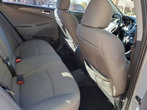 Hyundai Sonata SE 2013 Clean Carfax!! Best Buy On Craigslist!!! -... for sale in Gilbert, AZ – photo 19