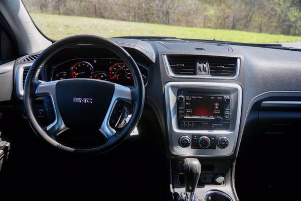 2015 GMC Acadia Sle - - by dealer - vehicle automotive for sale in Bennington, VT – photo 18