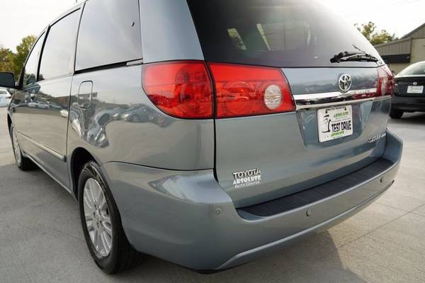2008 Toyota Sienna - Financing Available! - cars & trucks - by... for sale in Murfreesboro, TN – photo 24