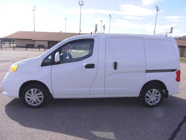 2015 Nissan NV200 SV Cargo Van - FWD - 83, 307 Miles - White - Very for sale in Allison Park, PA – photo 4