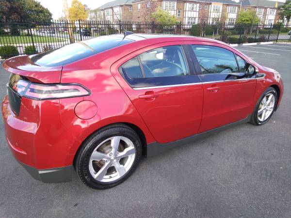 2011 Chevy Volt Hybrid/Gas W/145K - - by dealer for sale in 14216, NY – photo 3