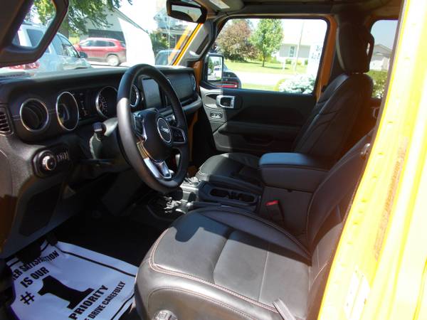 2018 Jeep Wrangler Unlimited Sahara 4x4 for sale in Frankenmuth, MI – photo 12