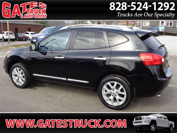 2011 Nissan Rogue SL AWD LOADED Black - - by dealer for sale in Franklin, NC – photo 3