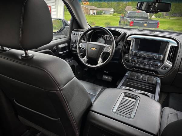 2017 Chevrolet Silverado 1500 LTZ Crew Cab 4WD - - by for sale in Goshen, OH – photo 13