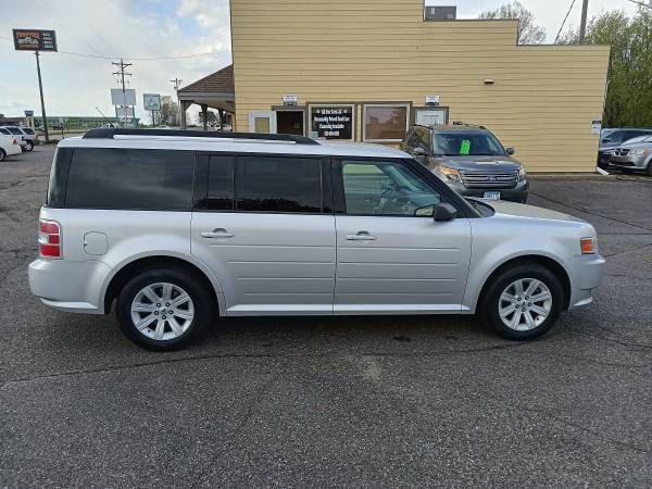 2011 Ford Flex SE - - by dealer - vehicle automotive for sale in Zimmerman, MN – photo 2