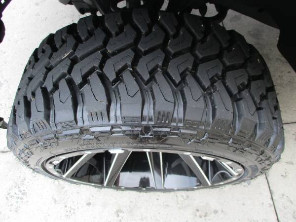 4.5" LIFTED 2012 CHEVY LTZ CREW 20X12 33X12.50 *STANCED *LEATHER CHEAP for sale in KERNERSVILLE, NC – photo 23