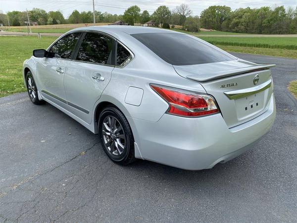 2015 Nissan Altima S - - by dealer - vehicle for sale in Greenfield, TN – photo 4
