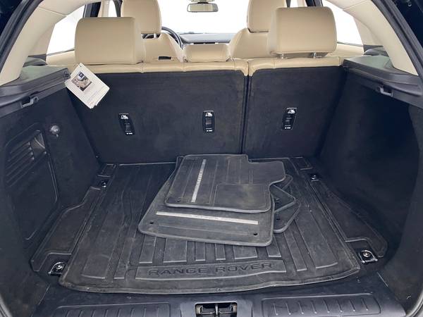 2016 Land Rover Range Rover Evoque SE Sport Utility 4D suv Black - -... for sale in Washington, District Of Columbia – photo 24