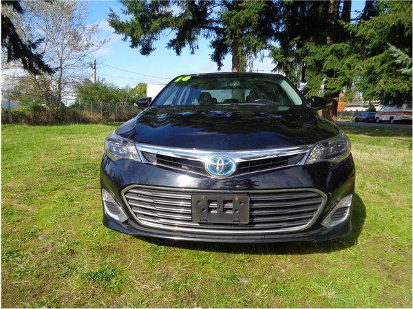 2014 Toyota Avalon XLE Premium Hybrid Sedan 4D FREE CARFAX ON EVERY... for sale in Lynnwood, WA – photo 2