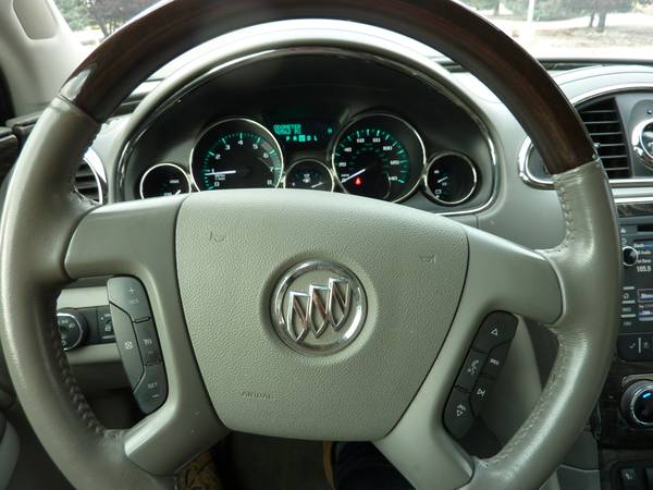 2014 Buick Enclave All wheel Drive - cars & trucks - by owner -... for sale in Billings, MT – photo 5