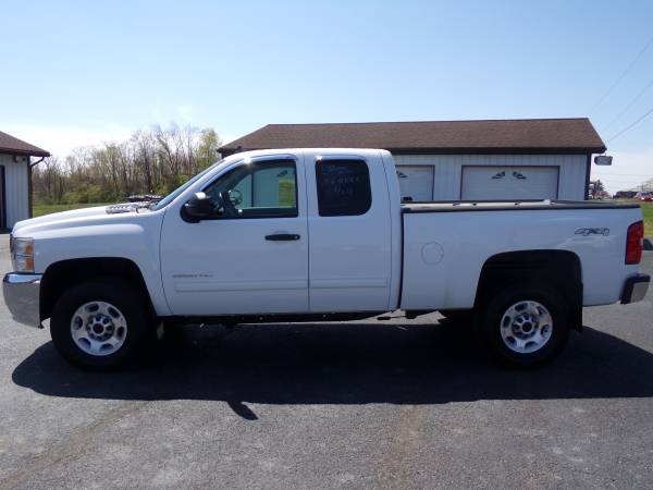 2010 chevy 2500 ext cab 6 0 4x4 72, 000 miles - - by for sale in selinsgrove,pa, PA – photo 2