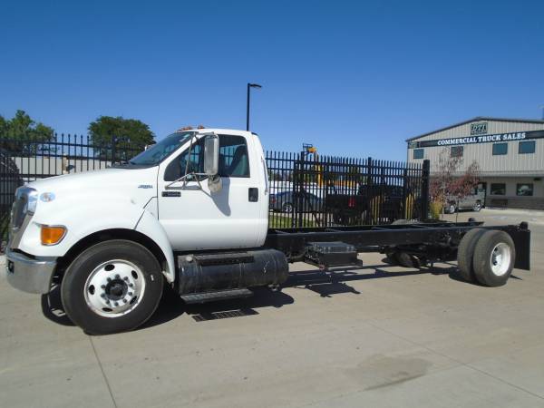 Dump Trucks, Box Trucks, Utility Trucks & Flatbed Trucks for sale in Dupont, MO – photo 5
