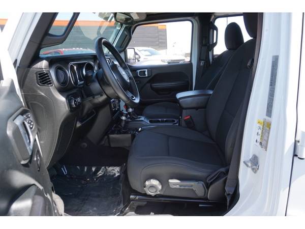 2018 Jeep Wrangler Unlimited SAHARA 4X4 SUV 4x4 Passen - Lifted for sale in Phoenix, AZ – photo 22