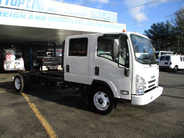 2018 Isuzu NPR HD GAS CREW CAB CHASSIS, CREW CAB, GAS, 23 MILES for sale in South Amboy, CT – photo 4