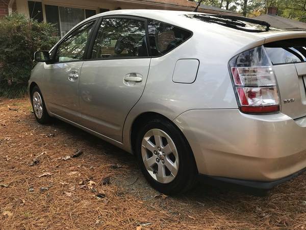 Toyota Prius 2005 - Great Condition - cars & trucks - by owner -... for sale in Durham, NC – photo 2