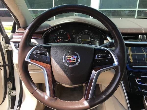 2013 Cadillac XTS Premium for sale in Middleton, WI – photo 12