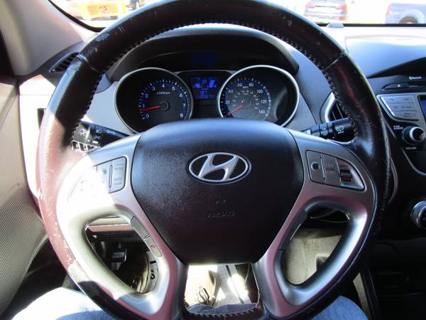 2012 HYUNDAI TUCSON SUV ONLY 110K WITH CERTIFIED WARRANTY - cars & for sale in Loudon, NH – photo 23