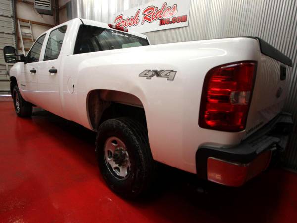 2008 Chevrolet Chevy Silverado 2500HD 4WD Crew Cab 153 Work Truck -... for sale in Evans, ND – photo 2