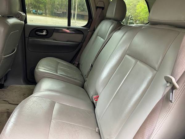 2007 GMC Envoy - MUST SEE - Priced GREAT! 3995 OBO! Clean title for sale in Lake Mary, FL – photo 17