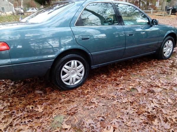 2001 Toyota Camry 2 Owners - cars & trucks - by owner - vehicle... for sale in Plymouth, MA – photo 3