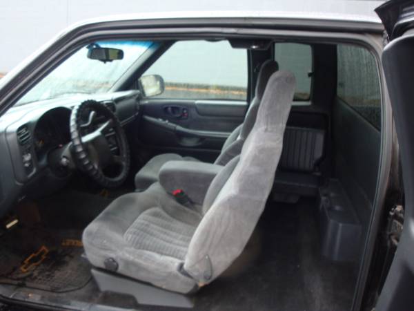 2001 CHEVROLET S-10 X-CAB 3-DOOR 2WD BLACK 4.3 V6 AUTO 160K MI 2-OWNR for sale in LONGVIEW WA 98632, OR – photo 11